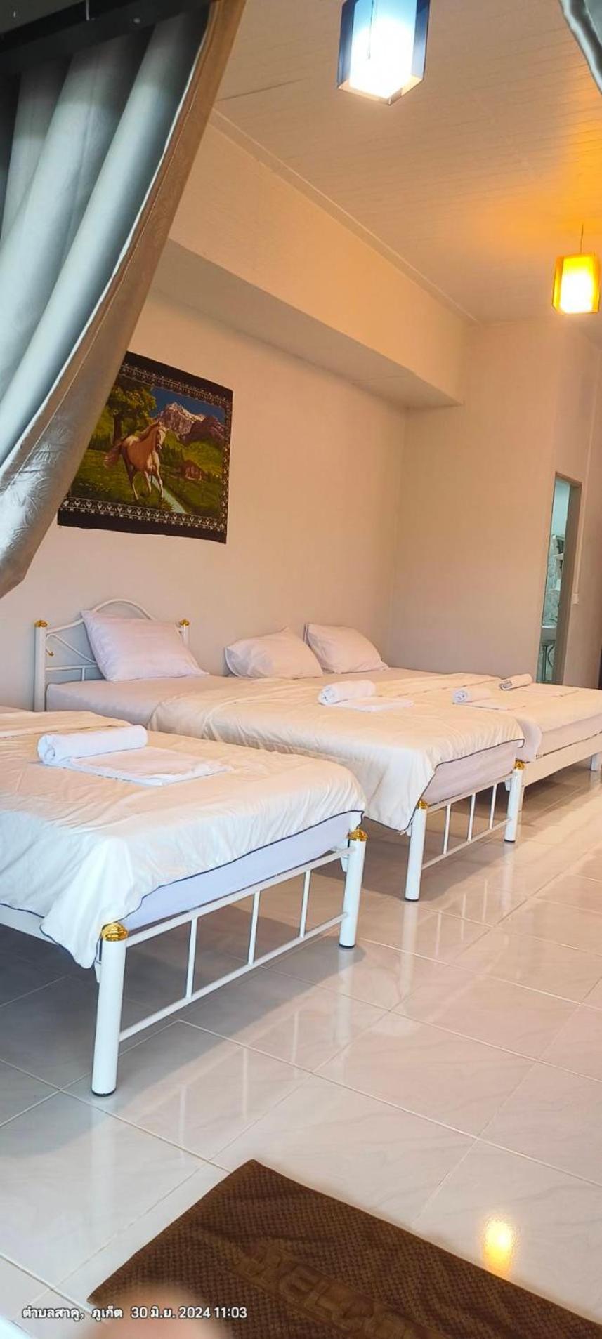Batikseafood Airport & Room Ban Bo Sai Klang Екстер'єр фото
