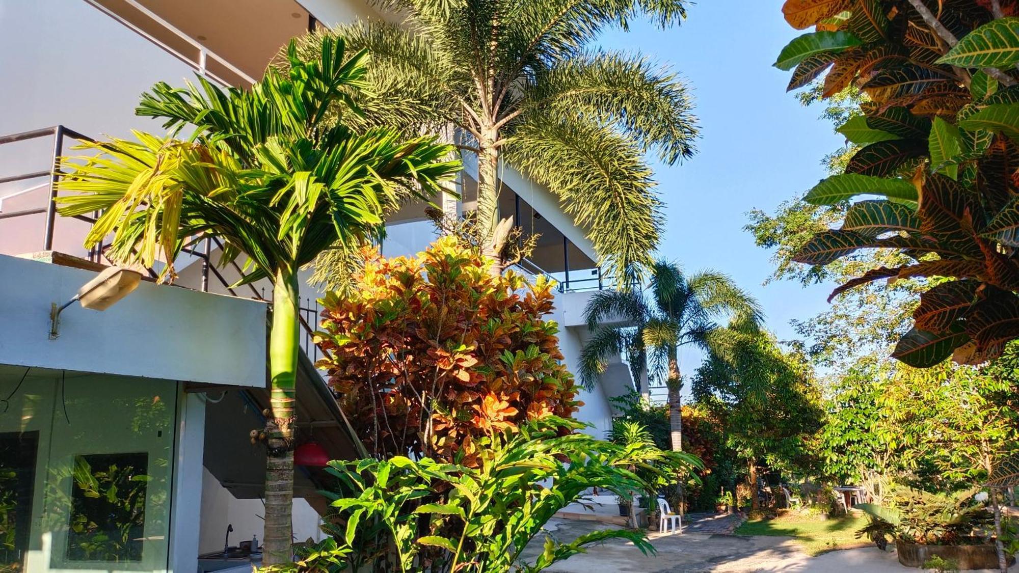 Batikseafood Airport & Room Ban Bo Sai Klang Екстер'єр фото