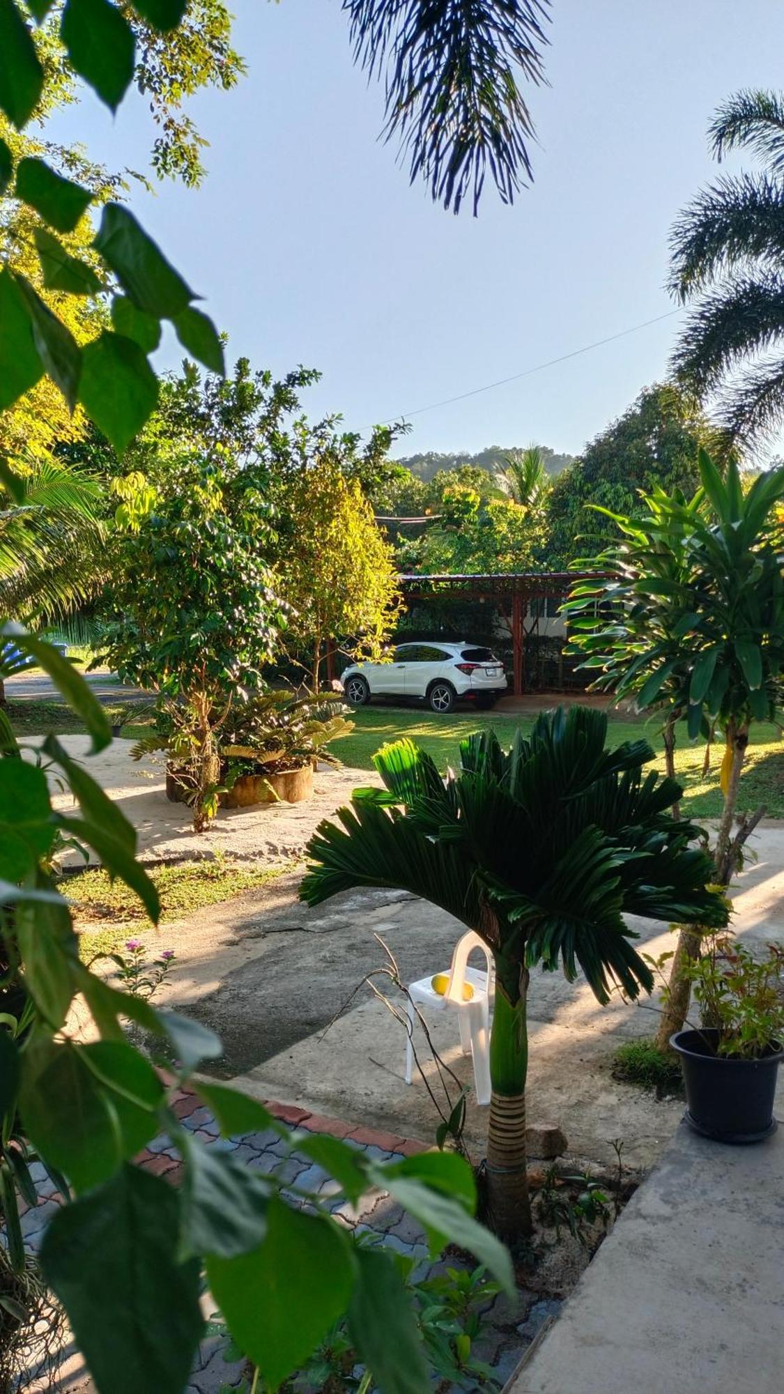 Batikseafood Airport & Room Ban Bo Sai Klang Екстер'єр фото