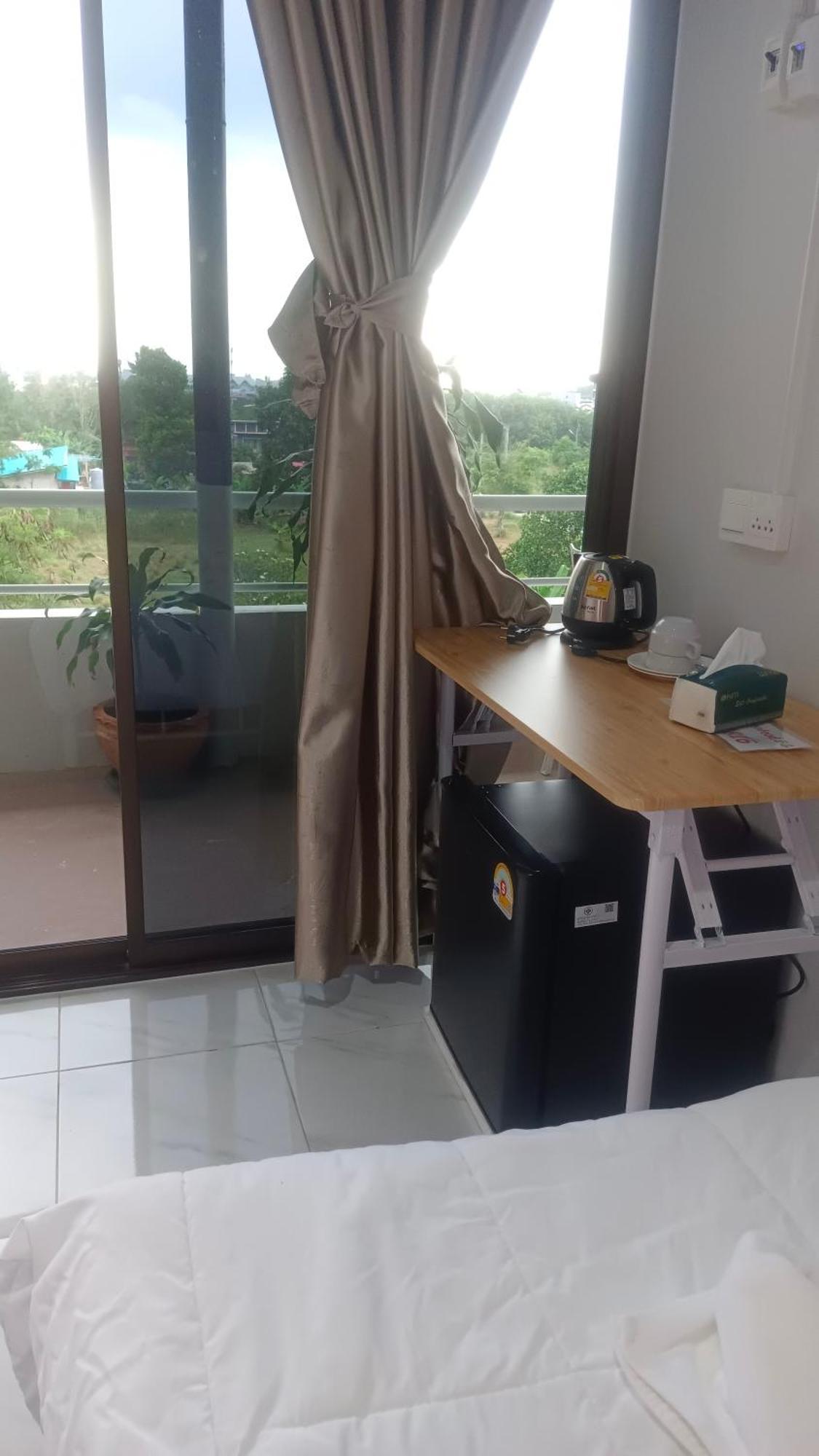Batikseafood Airport & Room Ban Bo Sai Klang Екстер'єр фото