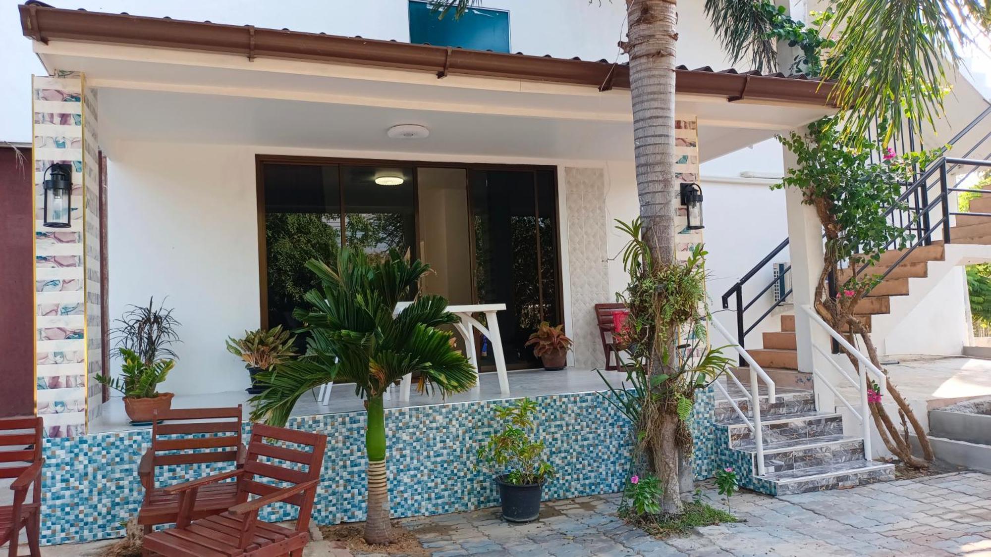 Batikseafood Airport & Room Ban Bo Sai Klang Екстер'єр фото